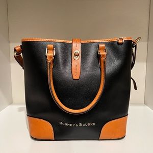 COPY - Dooney & Burke black and tan bag